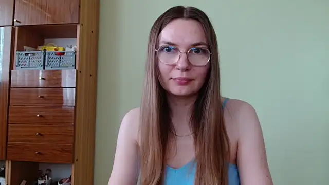 LooveELLYx online show from 16, 6, 2026