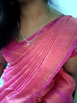 Snapshot of Laxmipriyatamil chatting on 14, 5, 2026 Laxmipriyatamil online show from 14, 5, 2026