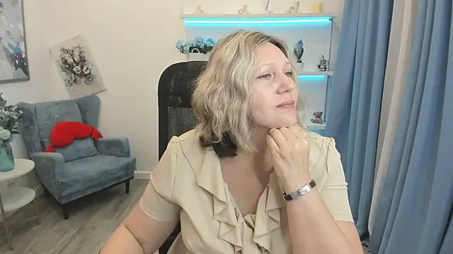 Snapshot of NinaStarle chatting on 7, 6, 2026 NinaStarle online show from 7, 6, 2026