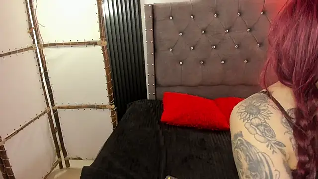 Scarbadgirl  online show from 24, 6, 2026