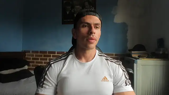 Snapshot of justinkarter chatting on 4, 6, 2026 justinkarter online show from 4, 6, 2026
