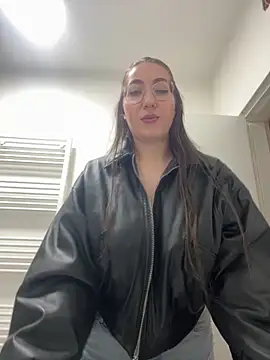 Kylie Kathy online show from 8, 6, 2026