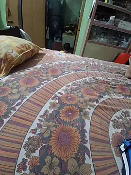 cutecouple1983 online show from 21, 6, 2026