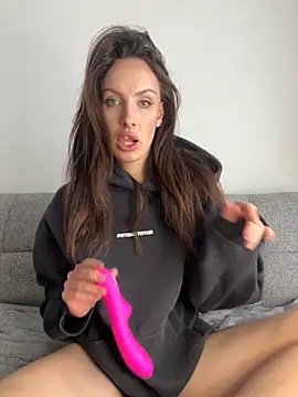 goodgirldevil online show from 16, 6, 2026