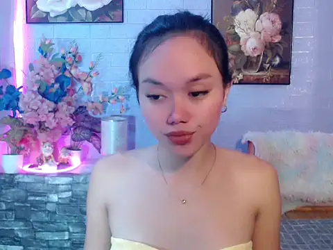 sexybabewarrior online show from 18, 6, 2026