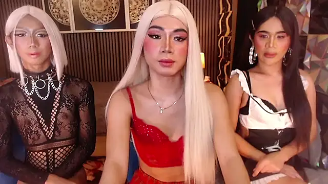 BigCockMaxineTS online show from 6, 7, 2026