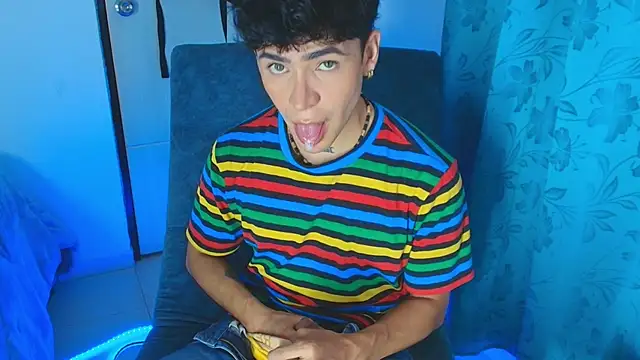 CamiiGuzmanX online show from 22, 6, 2026