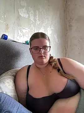 CurvyPaar2 online show from 15, 6, 2026