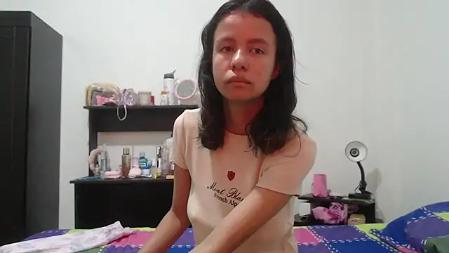 nathaly jones  online show from 22, 6, 2026