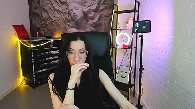 CareyJonas online show from 7, 7, 2026