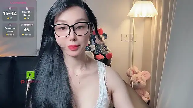 Xiatian520  online show from 19, 6, 2026