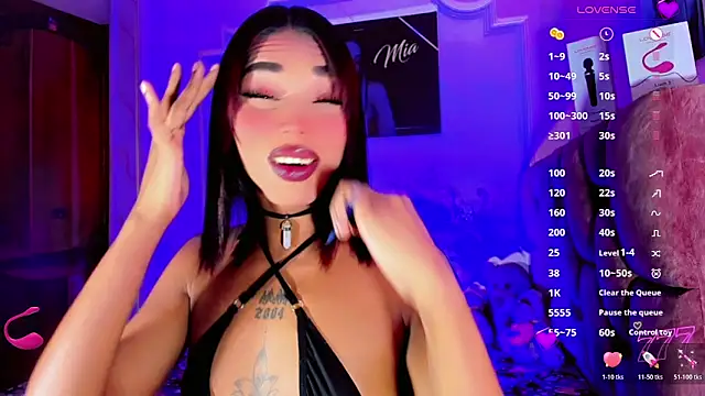 LADY-HOT-SEXY- online show from 9, 6, 2026