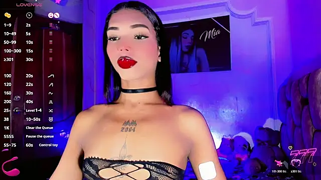 LADY-HOT-SEXY- online show from 17, 6, 2026