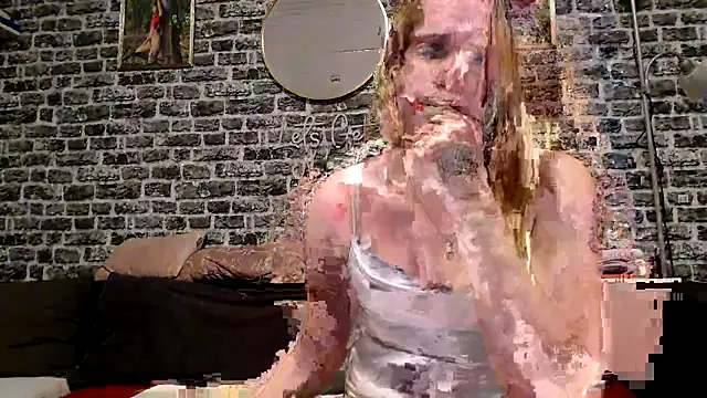 Snapshot of SexyMilf_37 chatting on 13, 5, 2026 SexyMilf 37 online show from 13, 5, 2026