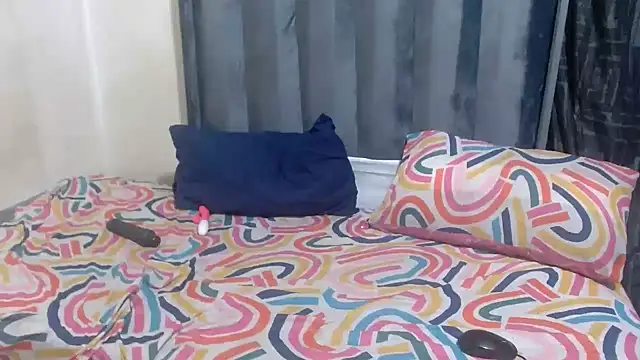 SexyChantyBabe25 online show from 4, 6, 2026