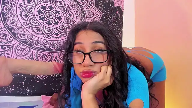 EMILYY WALKER online show from 3, 6, 2026