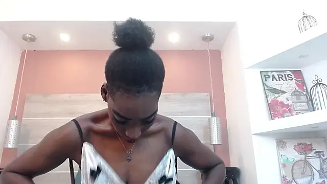 Snapshot of AlexandraCambell chatting on 9, 6, 2026 AlexandraCambell online show from 9, 6, 2026