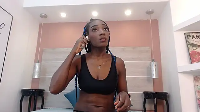 Snapshot of AlexandraCambell chatting on 13, 6, 2026 AlexandraCambell online show from 13, 6, 2026