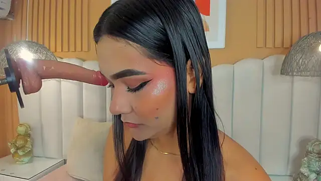 noa moon online show from 7, 6, 2026