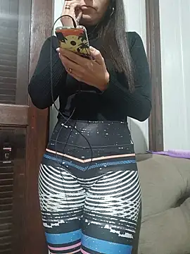 cicinha3657 online show from 18, 6, 2026