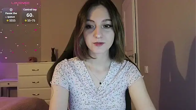 white liillyy online show from 15, 6, 2026
