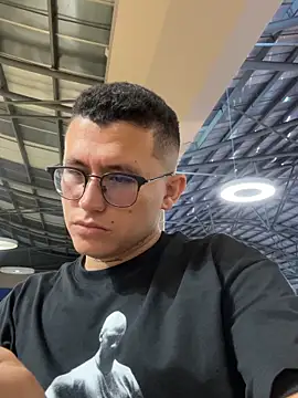 Kurtxxx22 online show from 7, 5, 2026