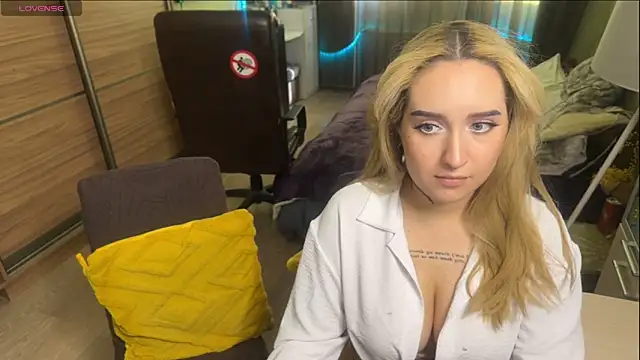 xxx sandra  online show from 22, 6, 2026