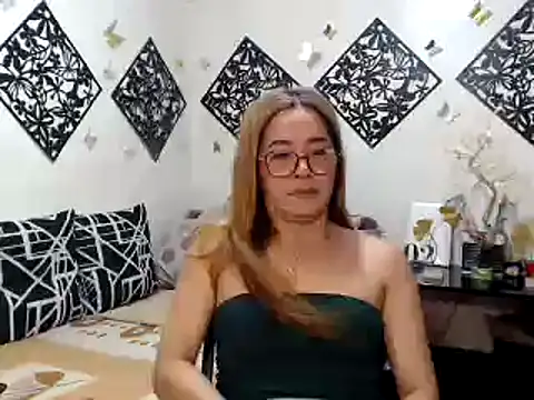 Snapshot of TheMISTRESSx69 chatting on 19, 6, 2026 TheMISTRESSx69 online show from 19, 6, 2026