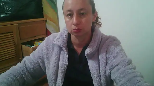 Milf Valeria online show from 26, 5, 2026
