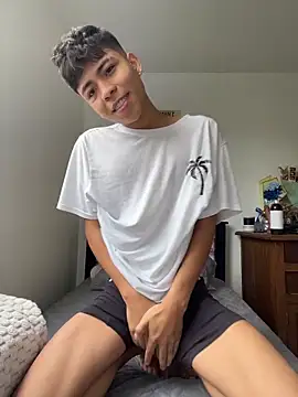 MaxiWildd online show from 6, 6, 2026