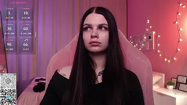 Michela Fruet online show from 15, 6, 2026