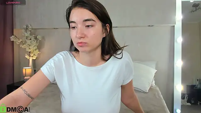 Adelina Bliss online show from 12, 6, 2026