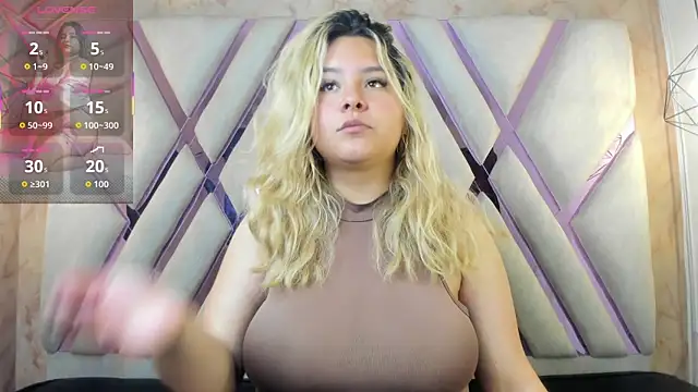 Zafiro claire online show from 21, 6, 2026