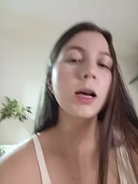 Arianna Moss online show from 10, 6, 2026