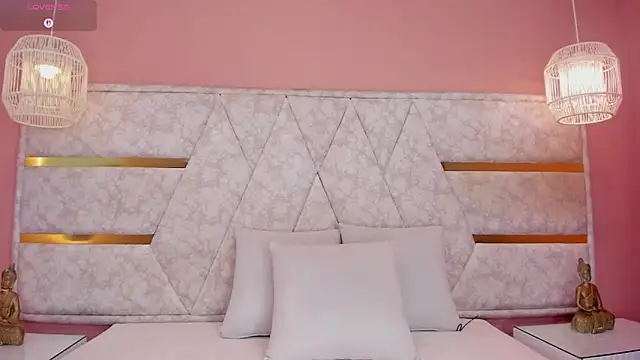 dani velvet online show from 20, 6, 2026