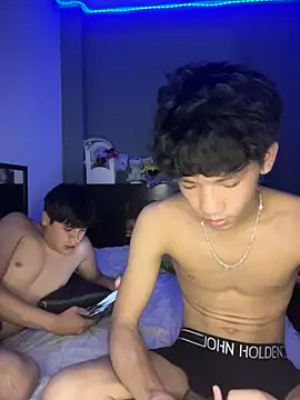 Kailertwink online show from 10, 6, 2026