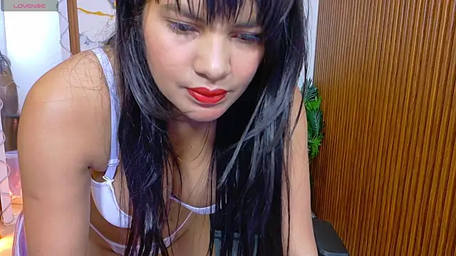 Lexy tay online show from 7, 6, 2026
