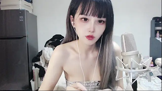 Snapshot of twlilybae chatting on 19, 6, 2026 twlilybae online show from 19, 6, 2026