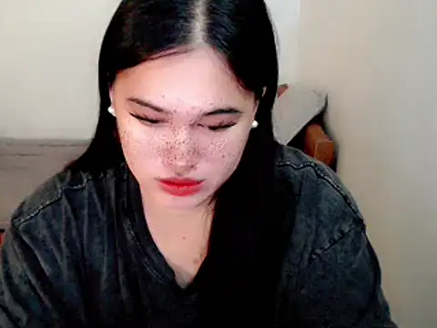 Annierose ts online show from 30, 6, 2026
