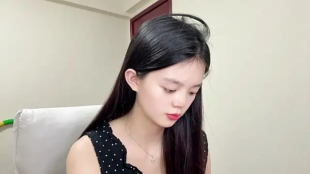 Nicole-13 online show from 15, 6, 2026