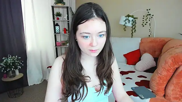 AlluringLookk online show from 19, 6, 2026