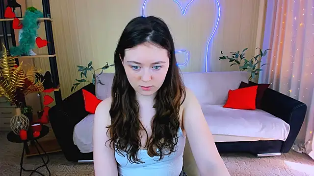 AlluringLookk online show from 30, 6, 2026