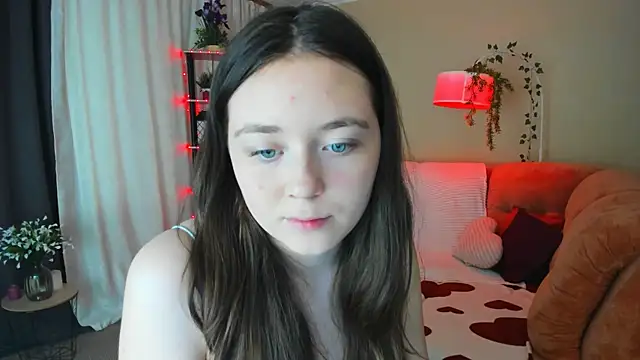 AlluringLookk online show from 2, 7, 2026