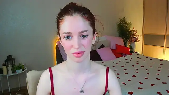 ChristinaConteeree online show from 15, 5, 2026