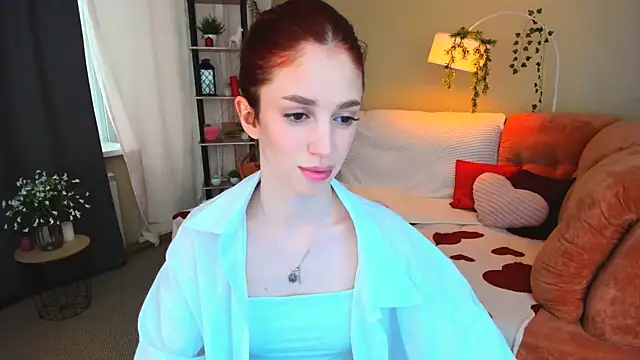 ChristinaConteeree online show from 18, 6, 2026