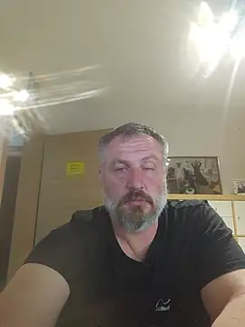 Flotschy85 online show from 2, 6, 2026