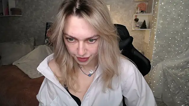 Snapshot of NickyAdamidi chatting on 8, 1, 2026 NickyAdamidi online show from 8, 1, 2026