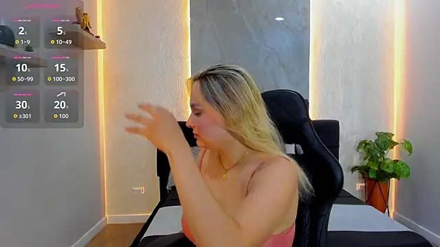 Emmaa white  online show from 4, 6, 2026