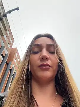 Ninabigtitied online show from 21, 5, 2026