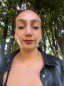 Ninabigtitied online show from 26, 5, 2026